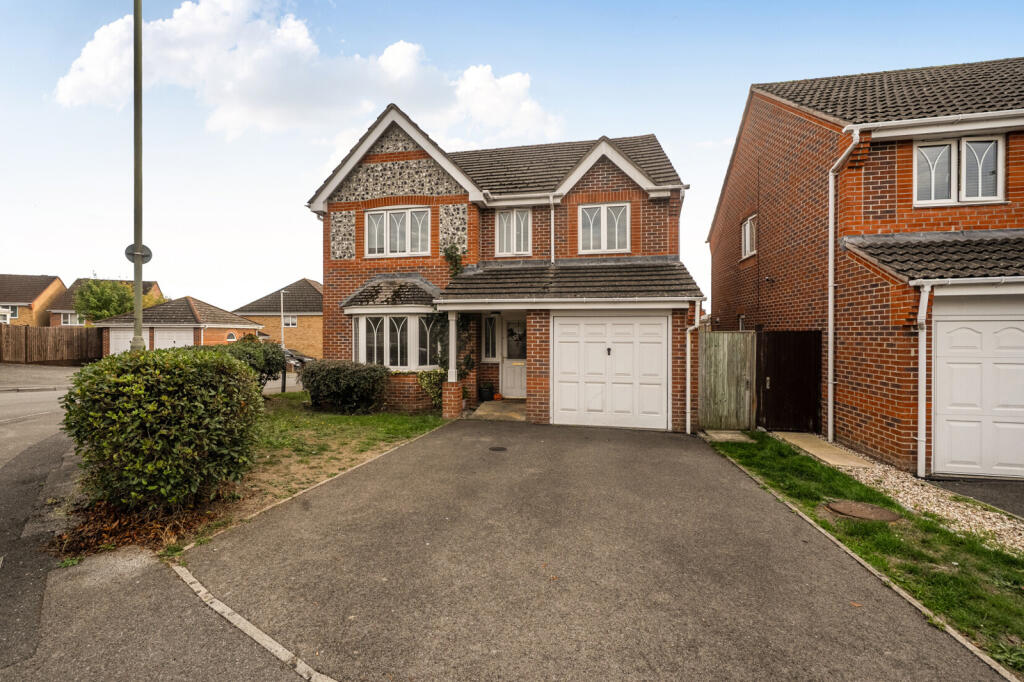 Main image of property: Yarrow Close, Thatcham, Berkshire