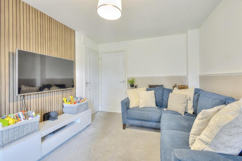 House in Northampton, Kingsthorpe - View 3