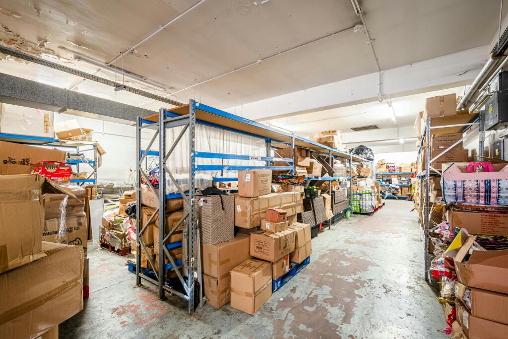 HIgh Rd 832836  Low Res 6.jpg