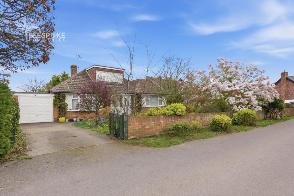 Main image of property: Tippings Lane, Farnsfield