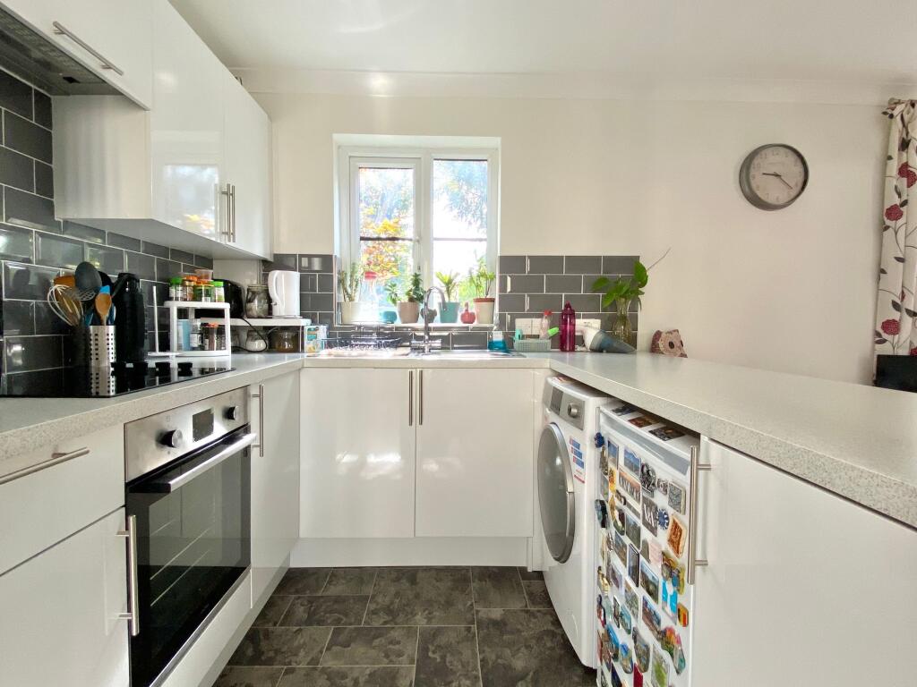 House in Swindon - View 5