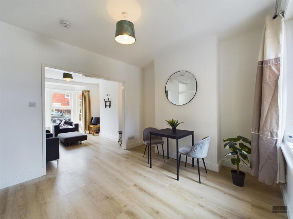 House in Exeter - View 5