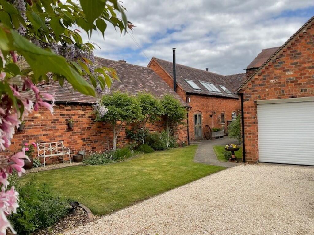 3-bed house on The Stable, Low Habberley, Kidderminster, £485,000