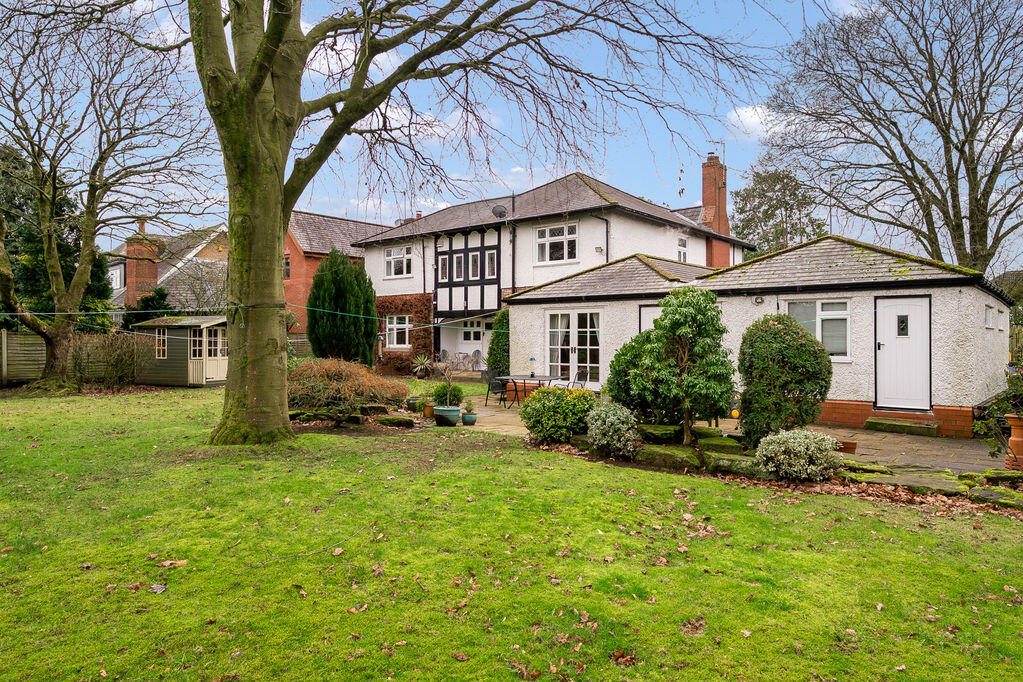 House in Wigan, Thornhill - View 2