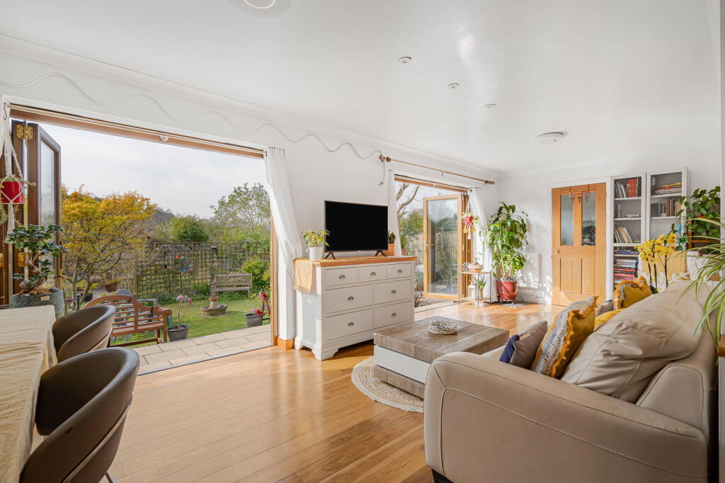 Barnett Lane, Wonersh, GU5 photo 4