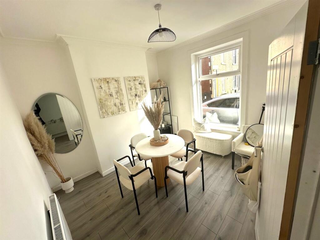 Bedford Street, Darwen photo 2
