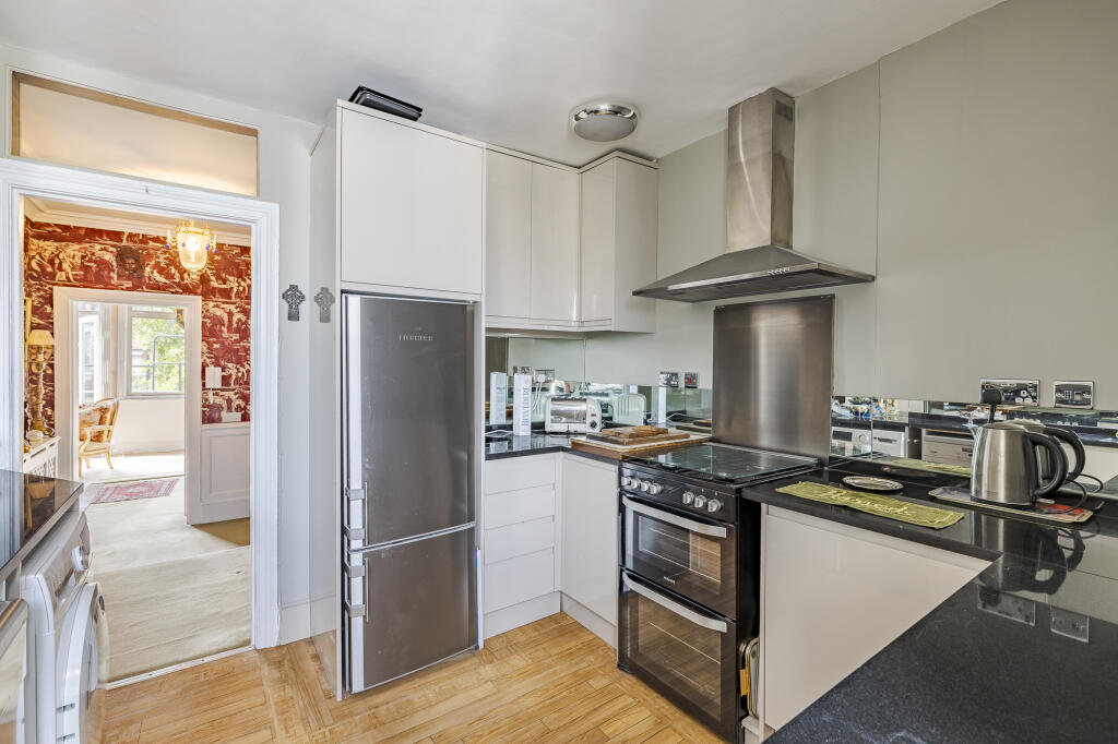 3 bedroom flat for rent