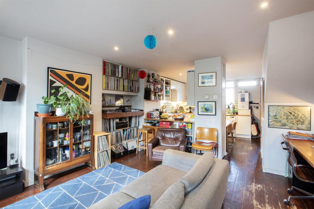 Apartment in London, Denmark Hill, Camberwell - More