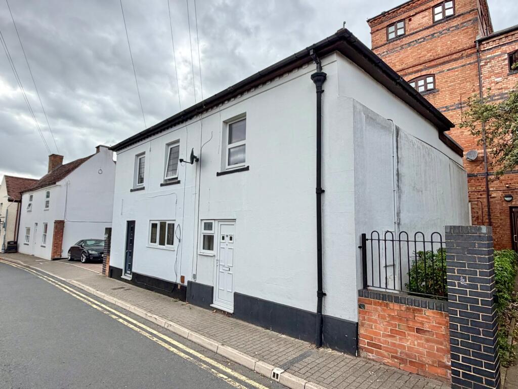 Main image of property: Brick Kiln Street, Evesham, Worcestershire, WR11
