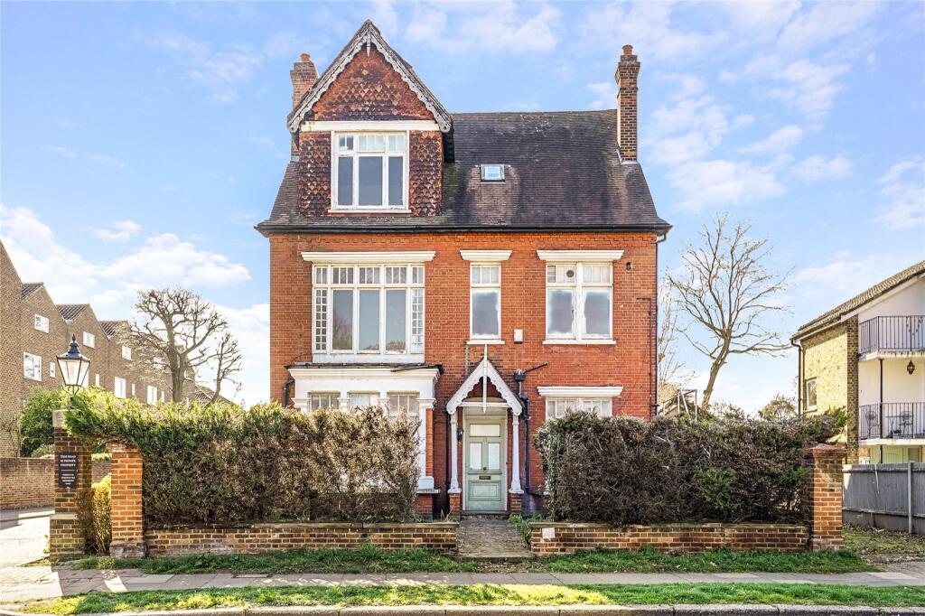 Main image of property: Hartington Road, London, W4