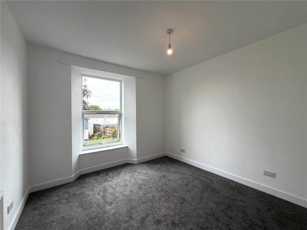 Apartment in Plymouth - View 4