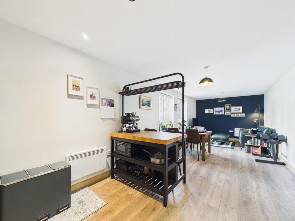 Apartment in Stevenage - View 4
