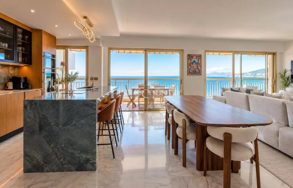 Main image of property: Provence-Alps-Cote d`Azur, Alpes-Maritimes, Juan-les-Pins
