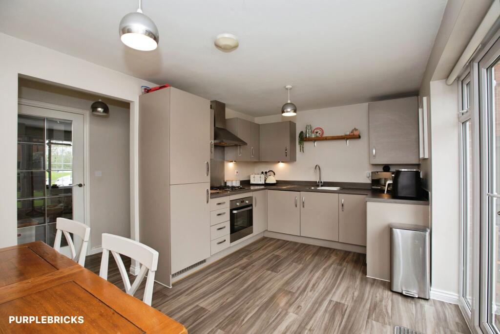 House in Preston - View 4