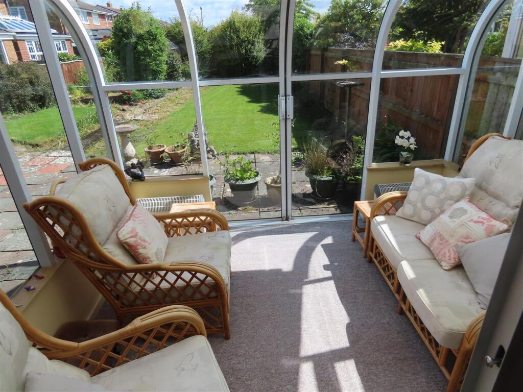 House in Choppington, Stakeford - More
