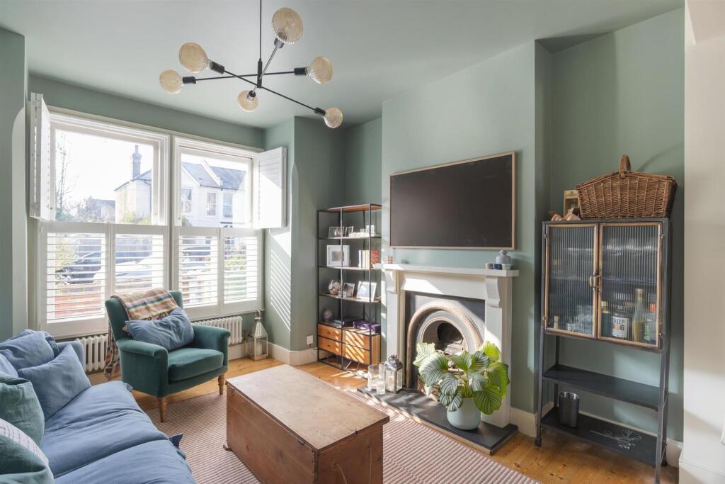 Main image of property: Elsinore Road, London