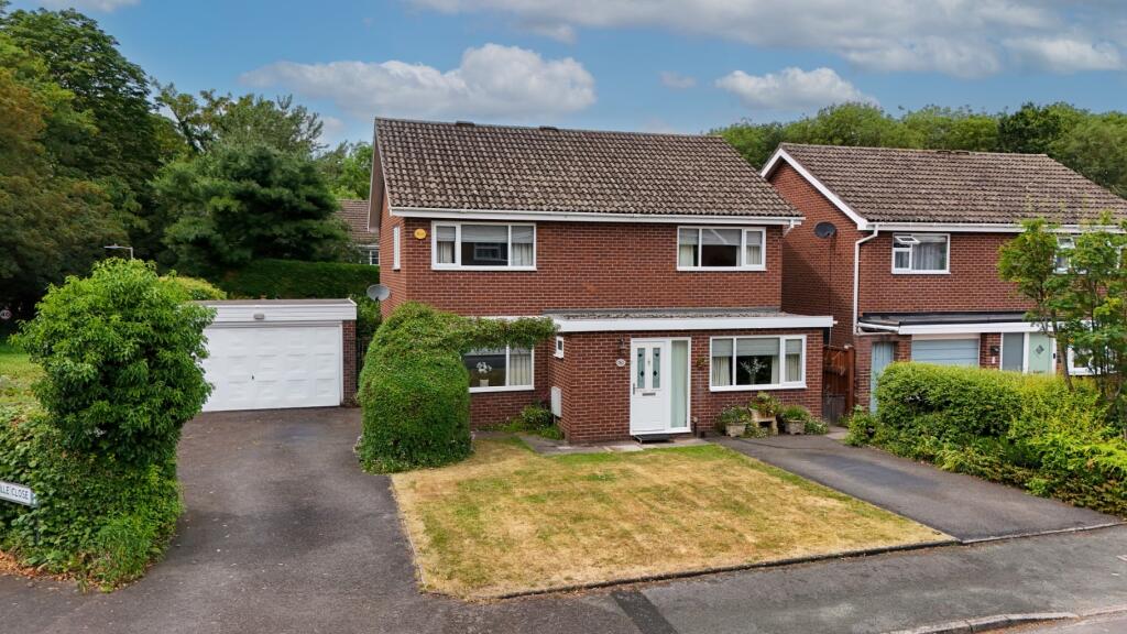 4-bed detached on Donnerville Close, Wellington, Telford, Shropshire, TF1 3PB, £363,500