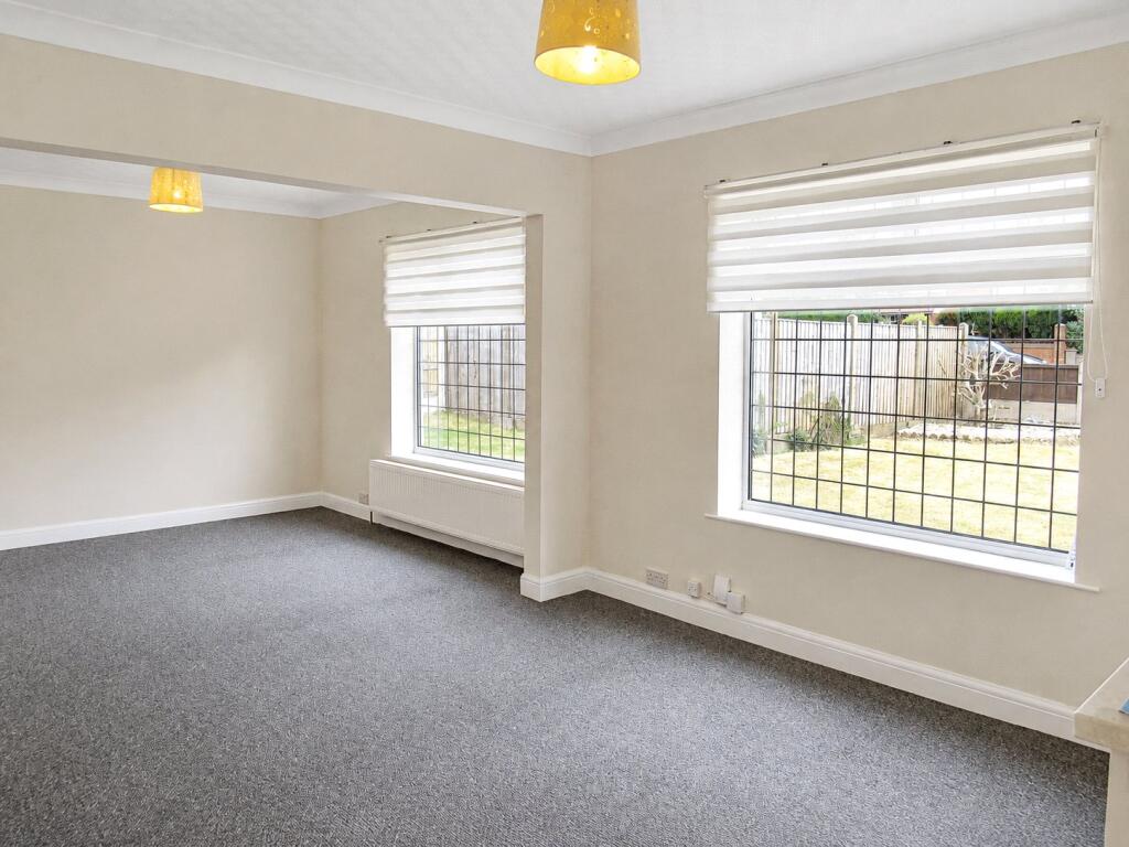Old Mill Lane, Forest Town, Mansfield, Nottinghamshire, NG19 photo 5