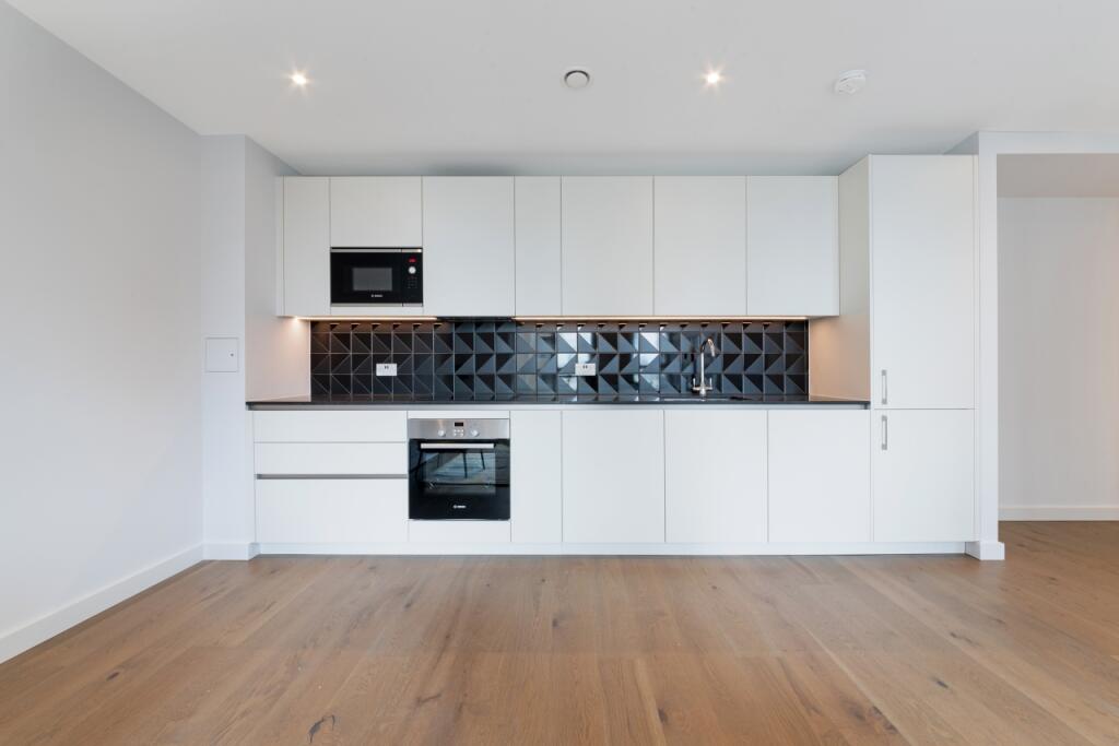 Apartment in London - View 3