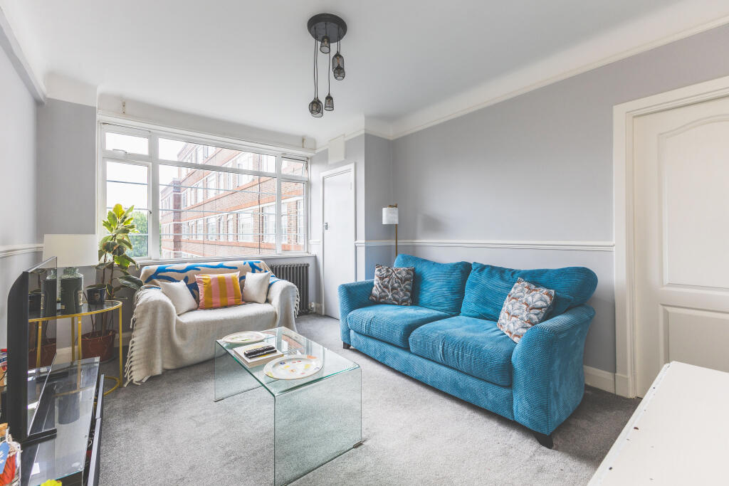 Main image of property: Du Cane Court, Balham High Road, Wandsworth, London