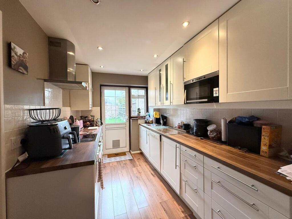 Bonningtons, Brentwood photo 4