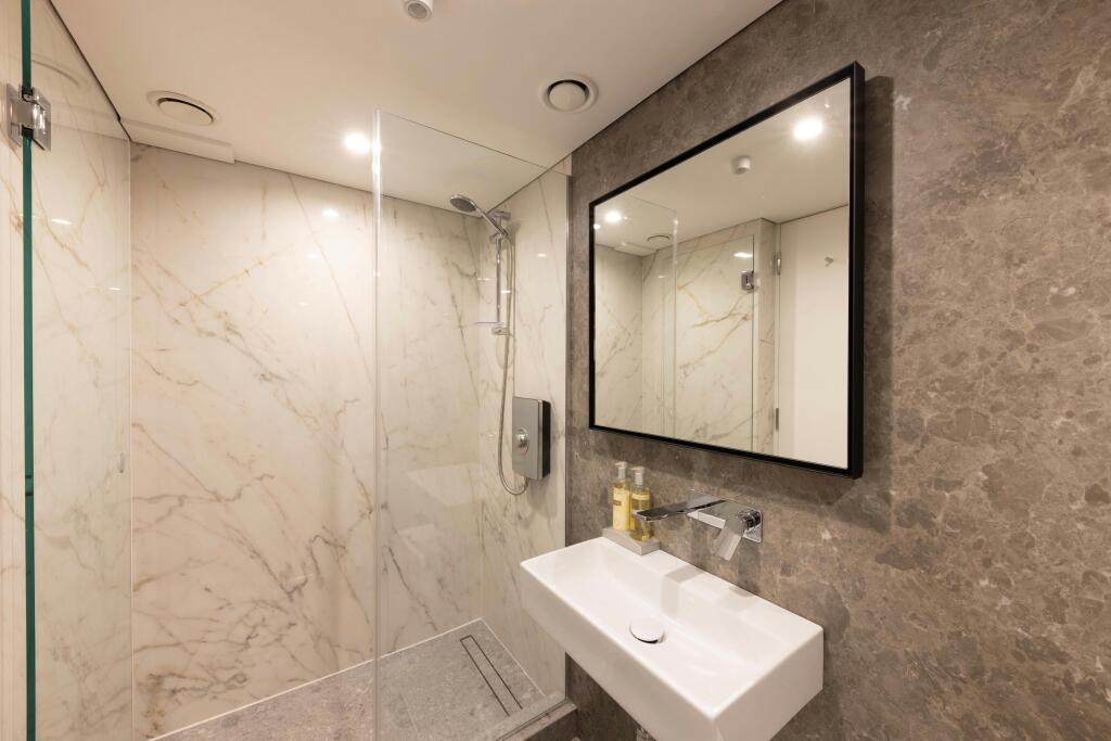 3 Burlington Gardens34.JPG