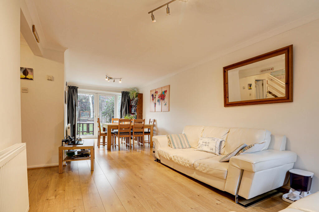 Additional image 2 of Broadstone Road, Harpenden, Hertfordshire, AL5