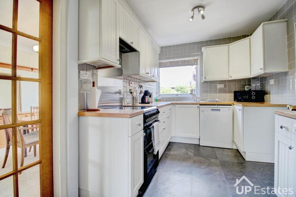 House in Coventry, Stonehouse Estate, Willenhall - More