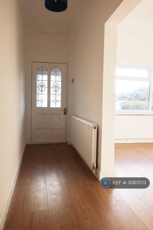 House in Bolton - View 5