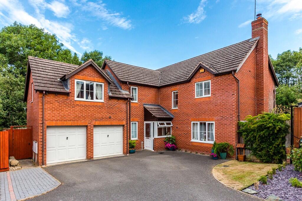 4-bed detached on Windermere Drive, Higham Ferrers, £525,000