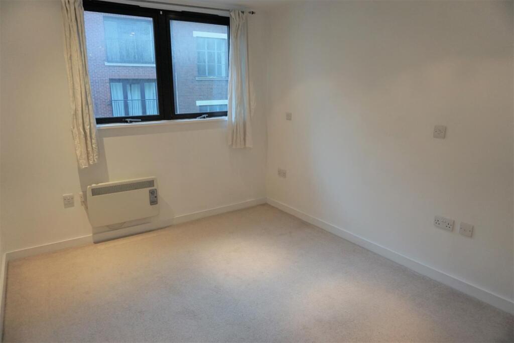 Apartment in Leicester, St Matthew's - View 5
