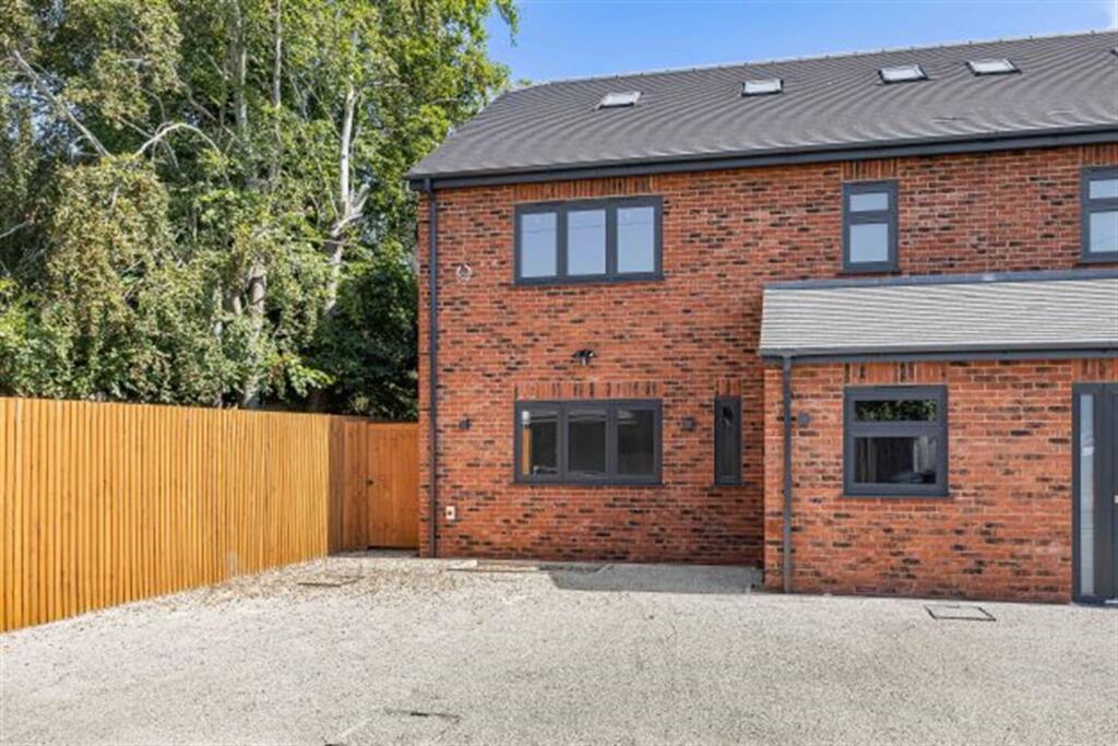 House in Reading, Caversham Park