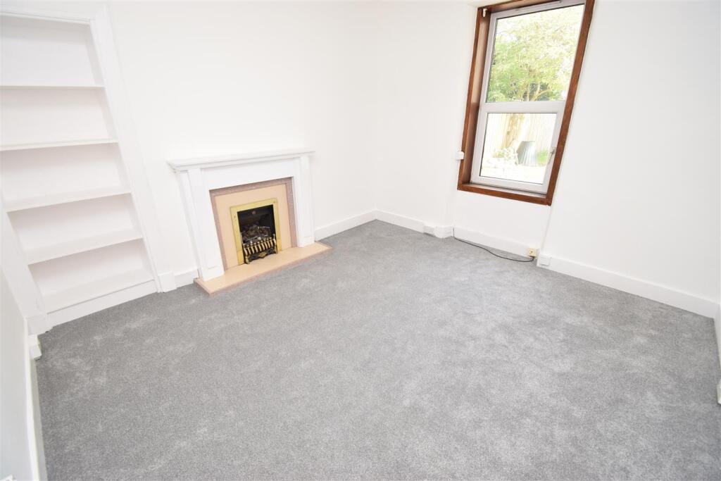 House in Inverness, Crown and City Centre - More