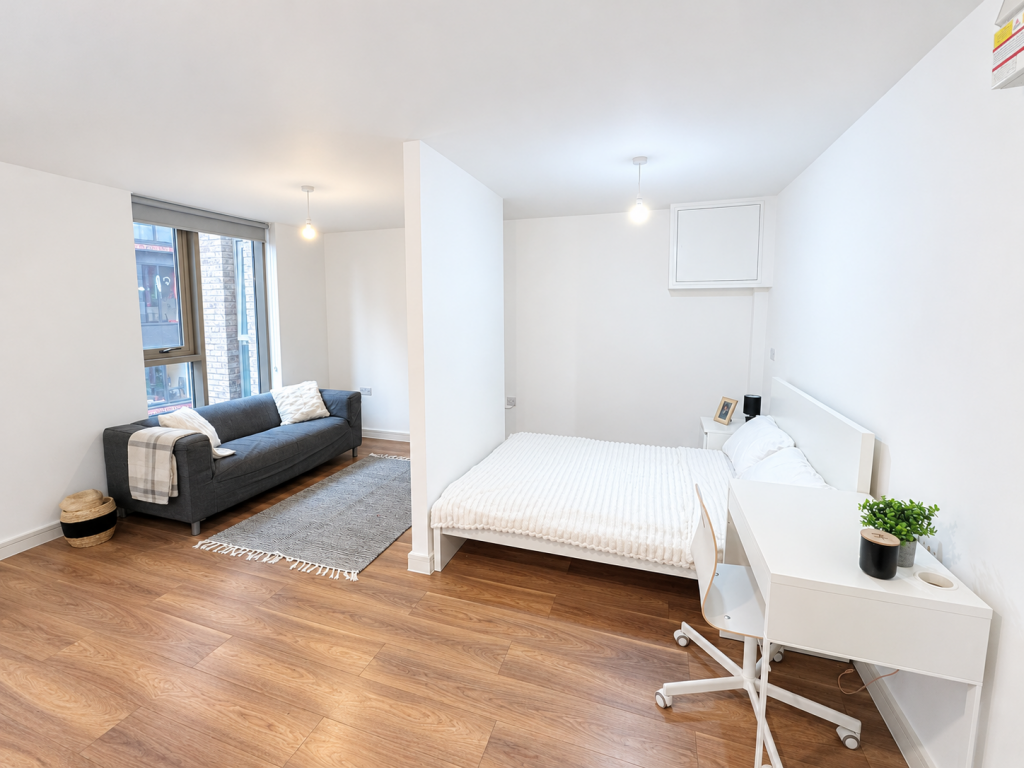 Apartment 94, Block B, One Wolstenholme Square, Liverpool, L1 photo 4