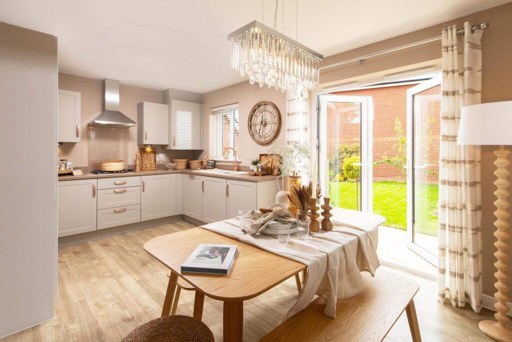 House in Wanborough, Redlands - View 4