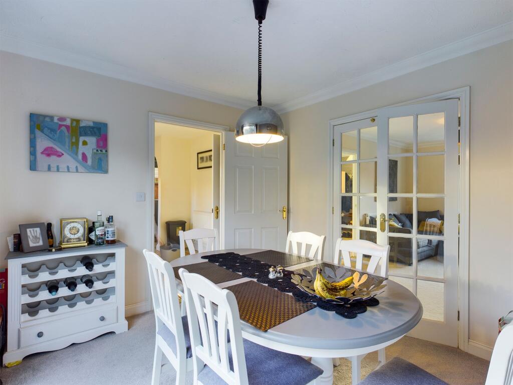 House in Towcester, West Northamptonshire - View 4