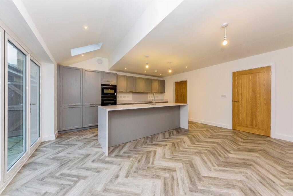 Orchard Close, Ketton, Stamford photo 4
