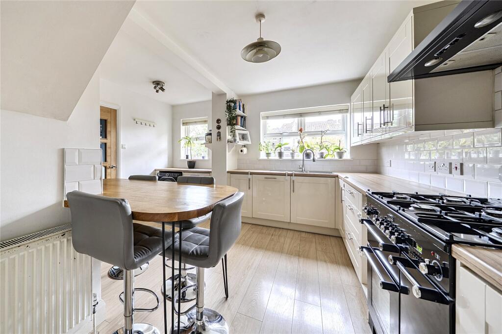 House in Sevenoaks, St John's - View 2