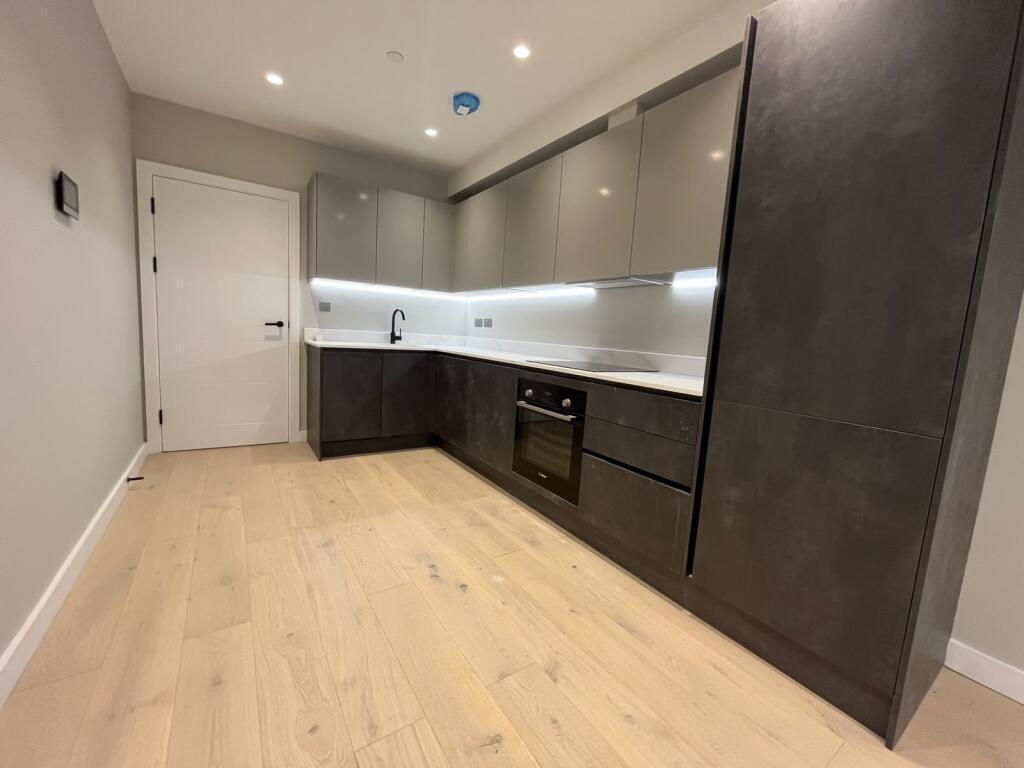 House in Watford - View 2