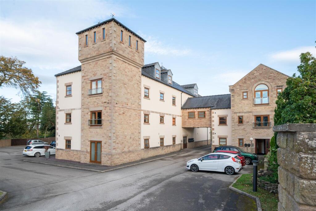 Main image of property: 23 Belmont Park, Holymoorside, Chesterfield