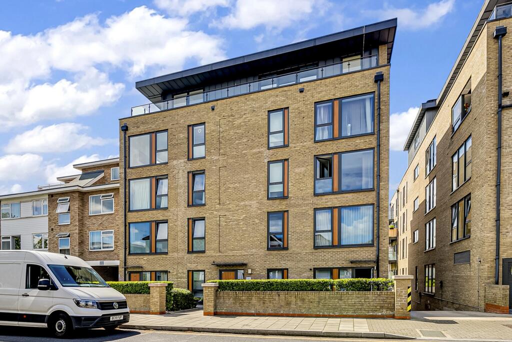 Apartment in London - View 5