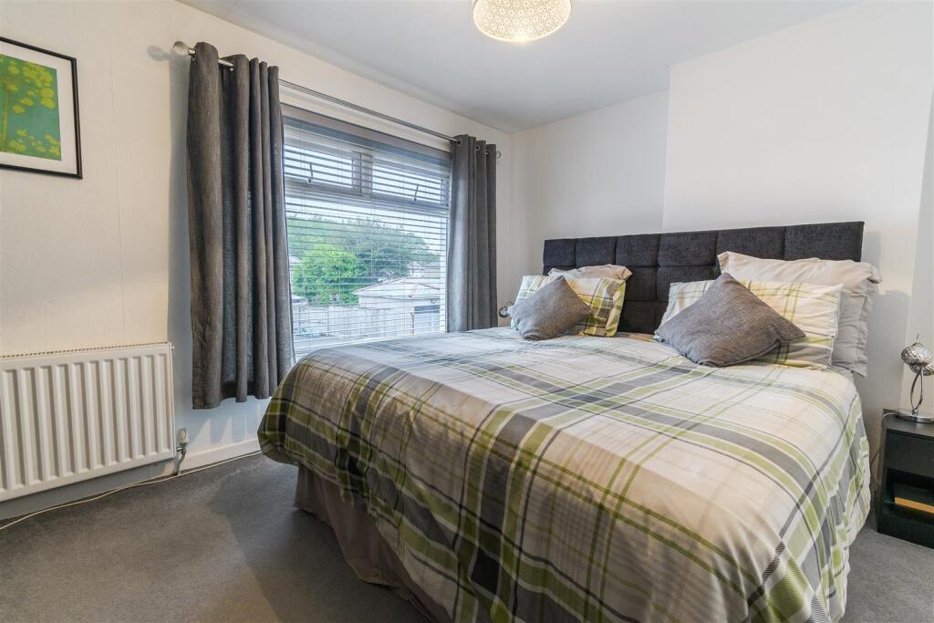 House in Barry, Colcot - More