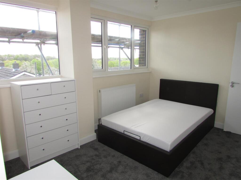 Main image of property: Room 2, 201 Webb Rise, Stevenage, Hertfordshire