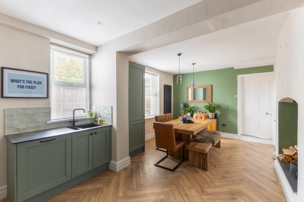 House in Newcastle upon Tyne - View 3