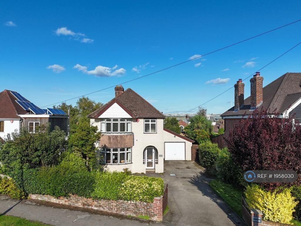 House in Southampton - View 2
