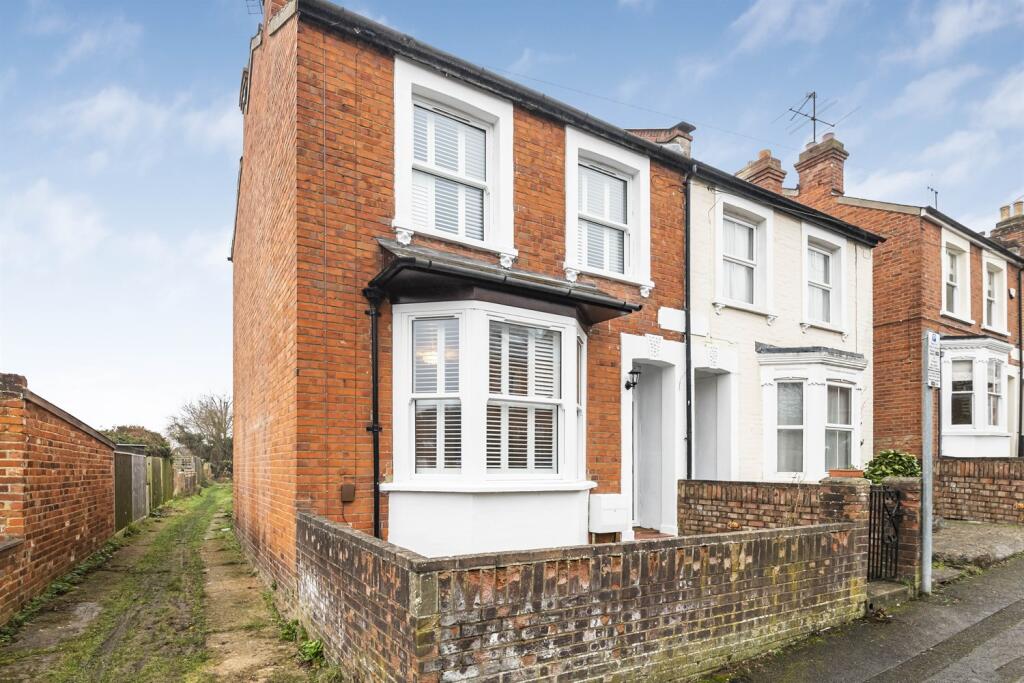 Main image of property: Hemdean Hill, Caversham