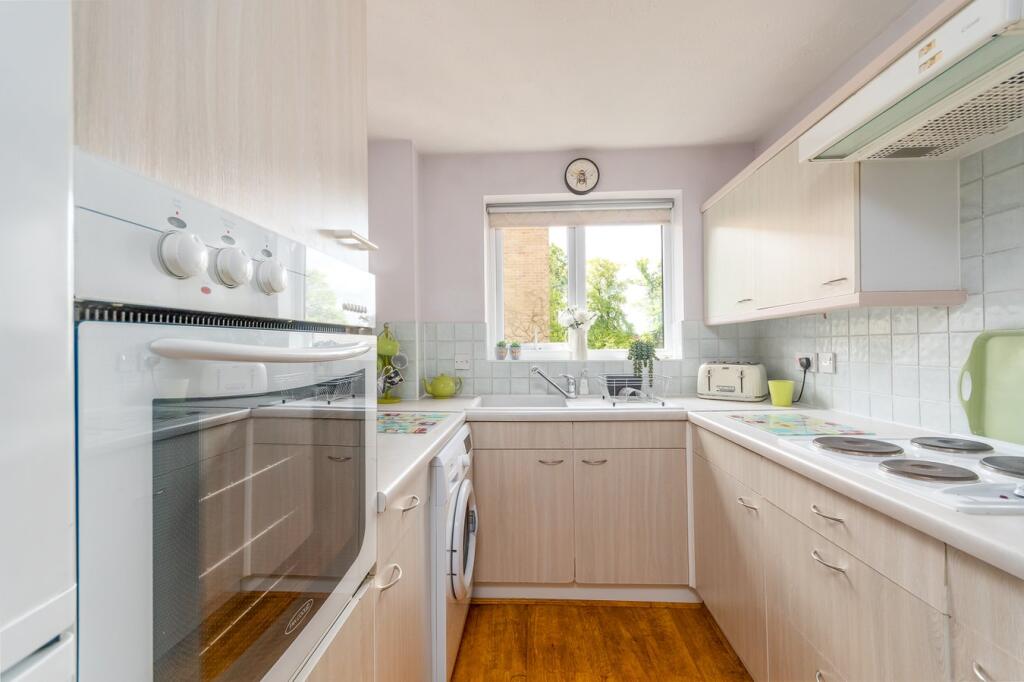 Additional image 3 of Chestnut Walk, Henley-in-Arden, Warwickshire, B95