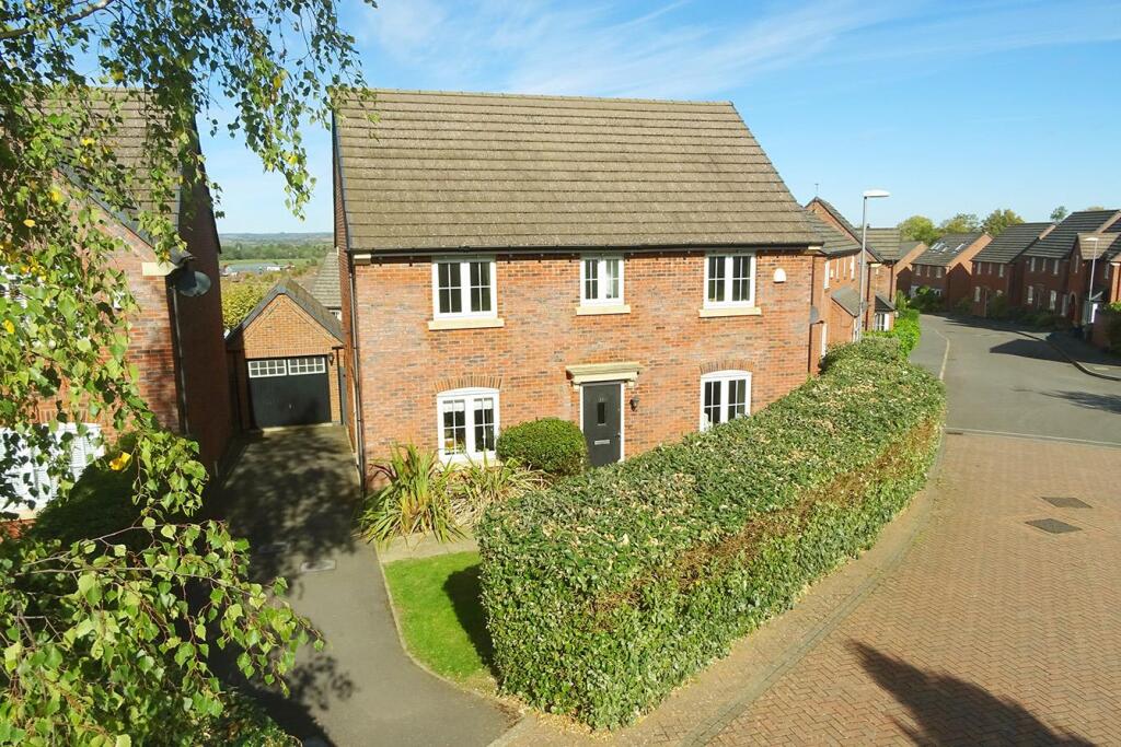 4-bed detached on David Hobbs Rise, Market Harborough, £450,000