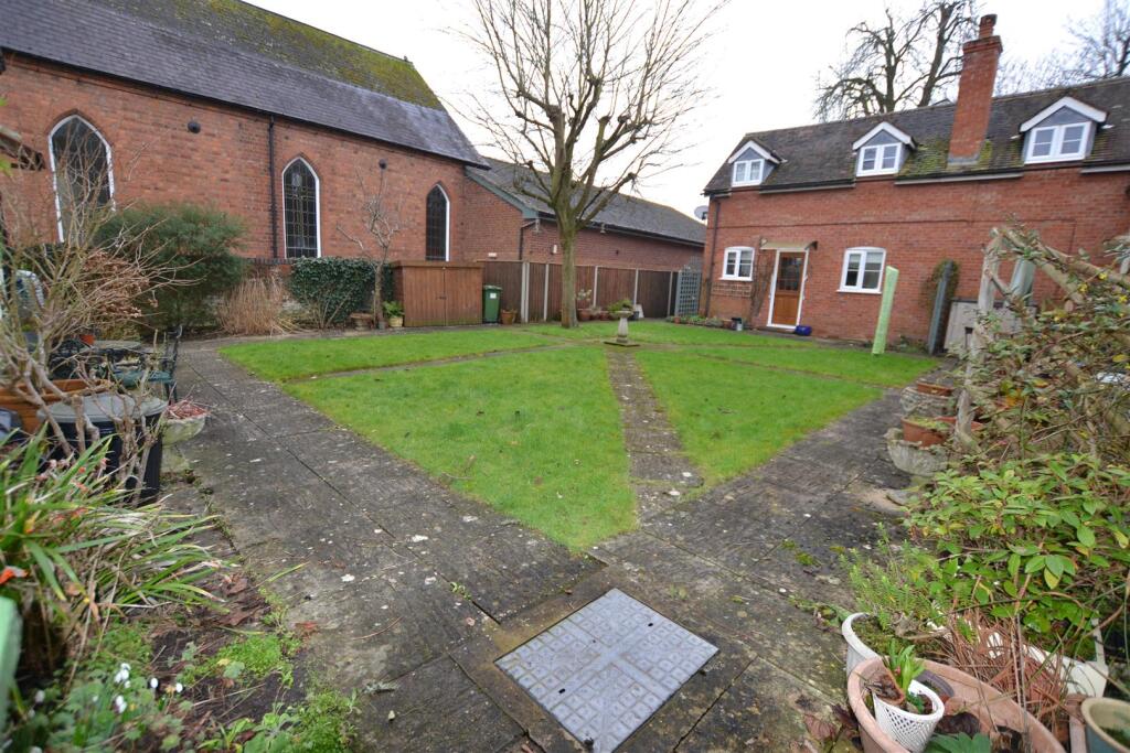 Thomas Court, Green Lane, Leominster photo 2