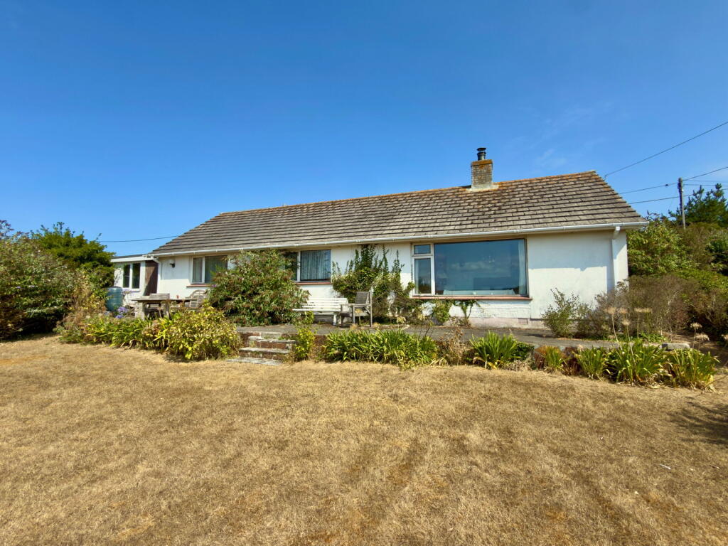 House in Plymouth - View 4